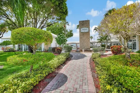3121 E Golf Boulevard Pompano Beach FL 33064