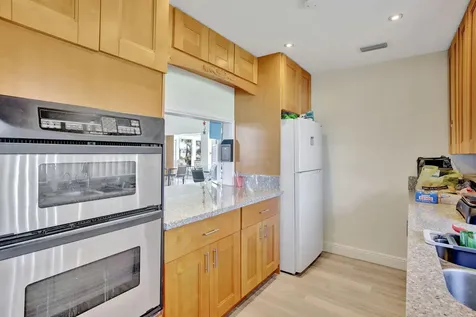 3121 E Golf Boulevard Pompano Beach FL 33064