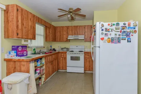 915 SW John Maccormack Terrace Port St Lucie FL 34953