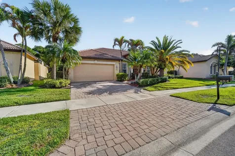 854 SW Saint Tropez Court Port St Lucie FL 34986