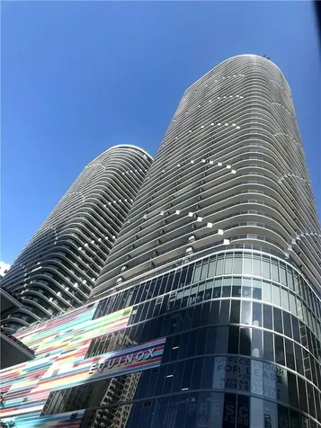 45 SW 9th Street Miami FL 33130