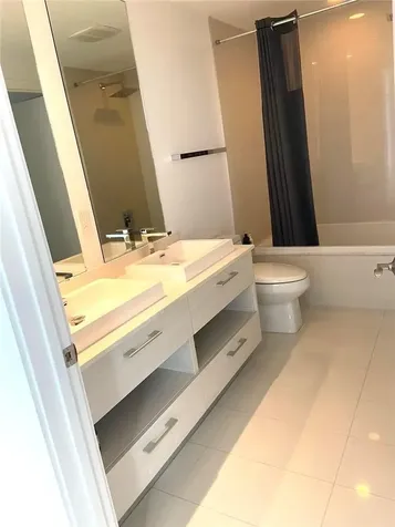 45 SW 9th Street Miami FL 33130