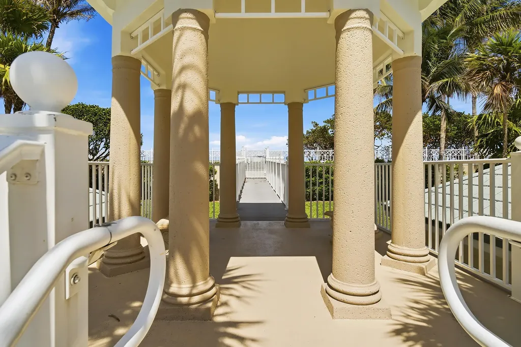 131 Ocean Grande Boulevard Jupiter FL 33477