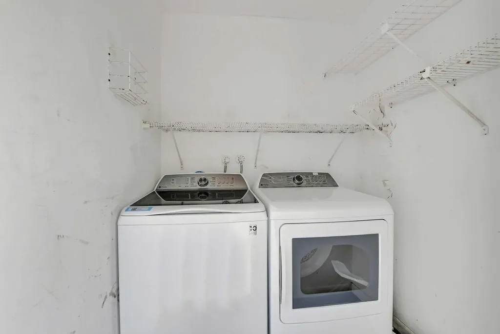 187 Normandy D Delray Beach FL 33484