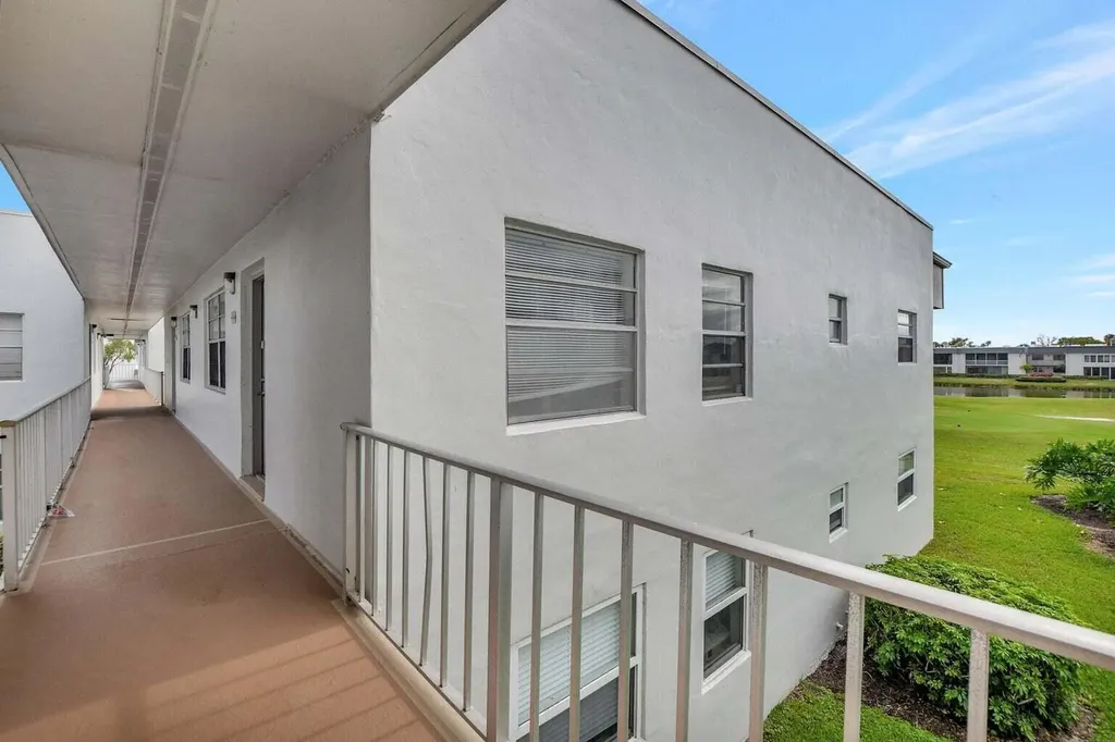 187 Normandy D Delray Beach FL 33484