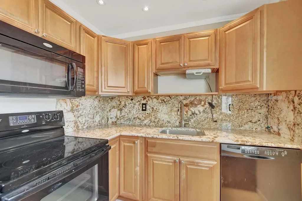 187 Normandy D Delray Beach FL 33484