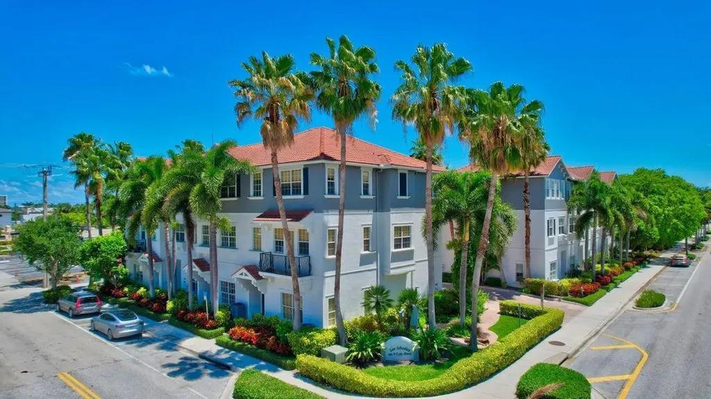 295 NE 5th Avenue Delray Beach FL 33483