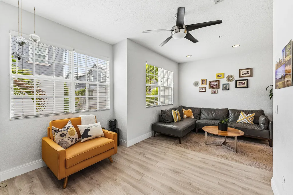 295 NE 5th Avenue Delray Beach FL 33483