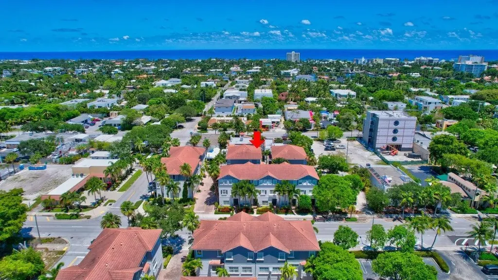 295 NE 5th Avenue Delray Beach FL 33483