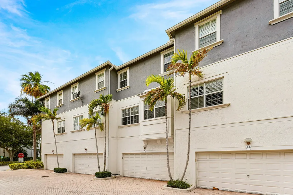 295 NE 5th Avenue Delray Beach FL 33483