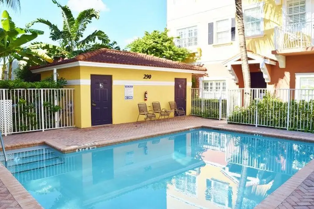 295 NE 5th Avenue Delray Beach FL 33483