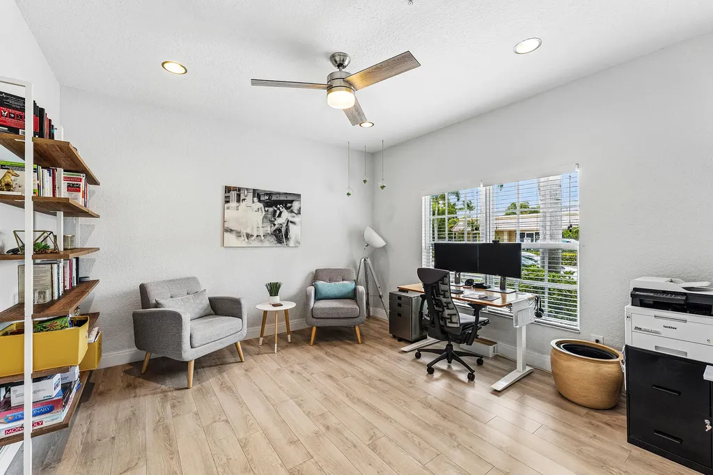295 NE 5th Avenue Delray Beach FL 33483