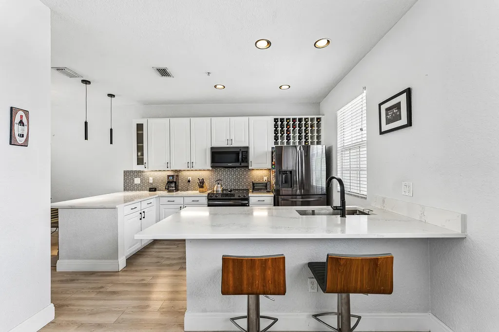295 NE 5th Avenue Delray Beach FL 33483