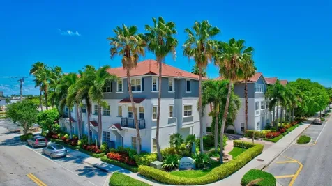295 NE 5th Avenue Delray Beach FL 33483