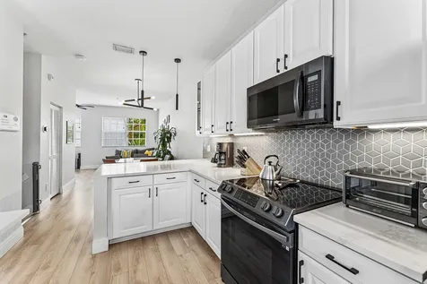 295 NE 5th Avenue Delray Beach FL 33483