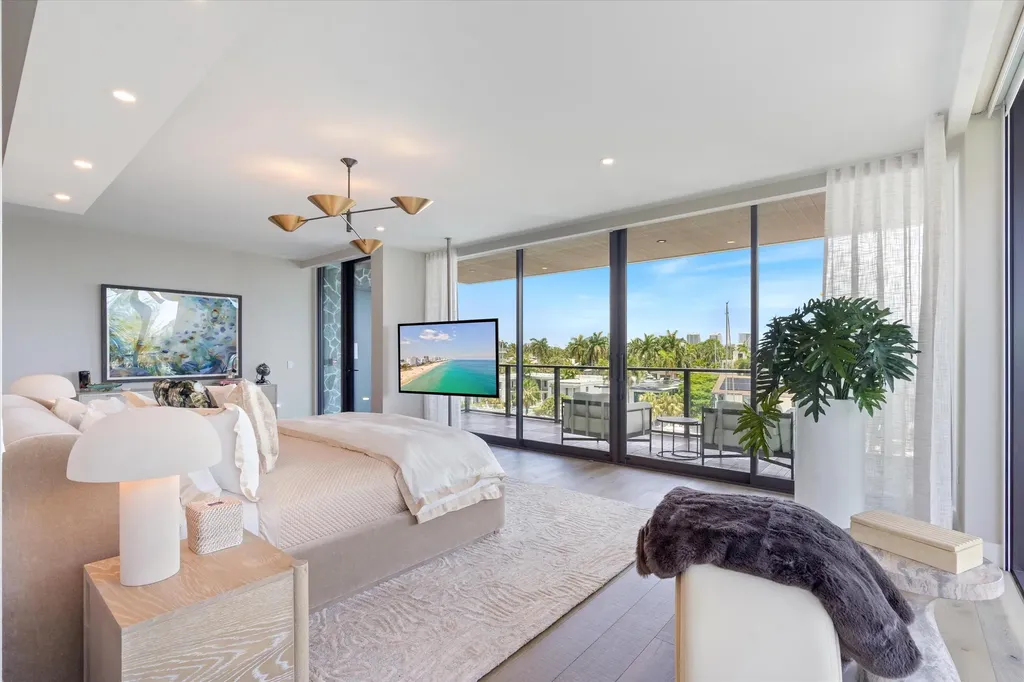 124 Hendricks Isle Fort Lauderdale FL 33301