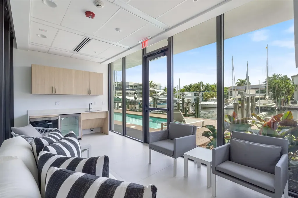 124 Hendricks Isle Fort Lauderdale FL 33301