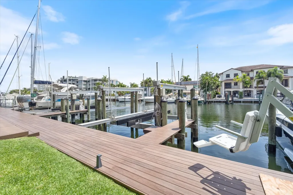 124 Hendricks Isle Fort Lauderdale FL 33301