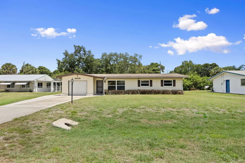 7408 Santa Rosa Parkway Fort Pierce FL 34951