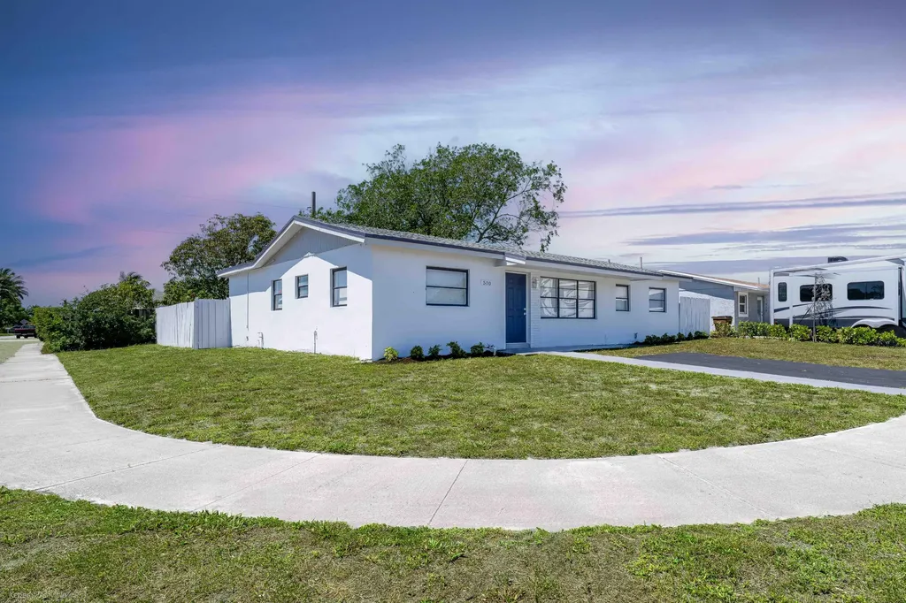 510 SW 13th Place Deerfield Beach FL 33441