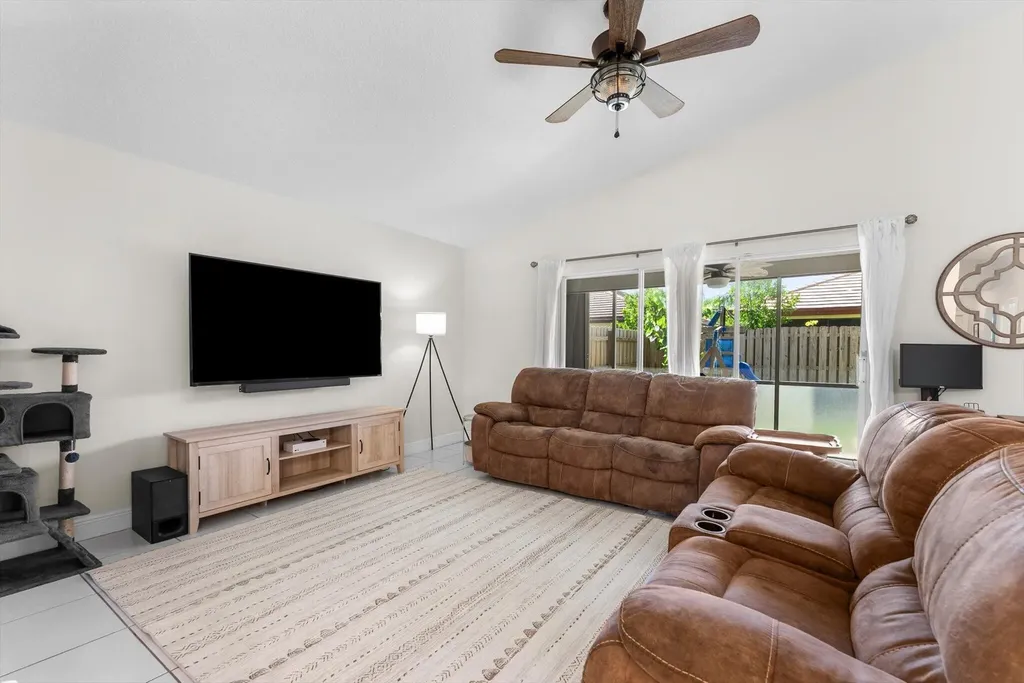 12234 Brisbane Lane Wellington FL 33414