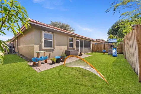 12234 Brisbane Lane Wellington FL 33414