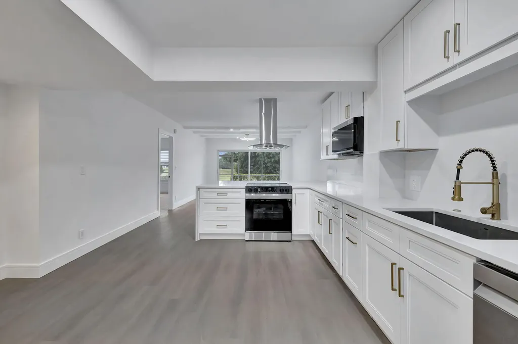 3100 N Palm Aire Drive Pompano Beach FL 33069
