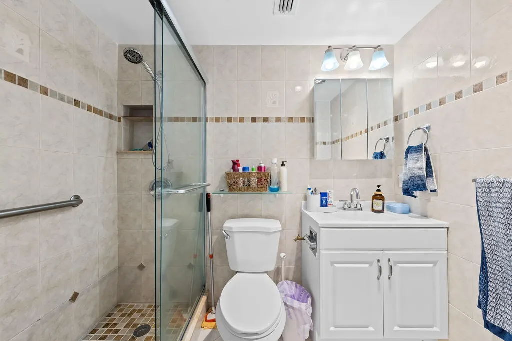 850 E Horizons E Boynton Beach FL 33435