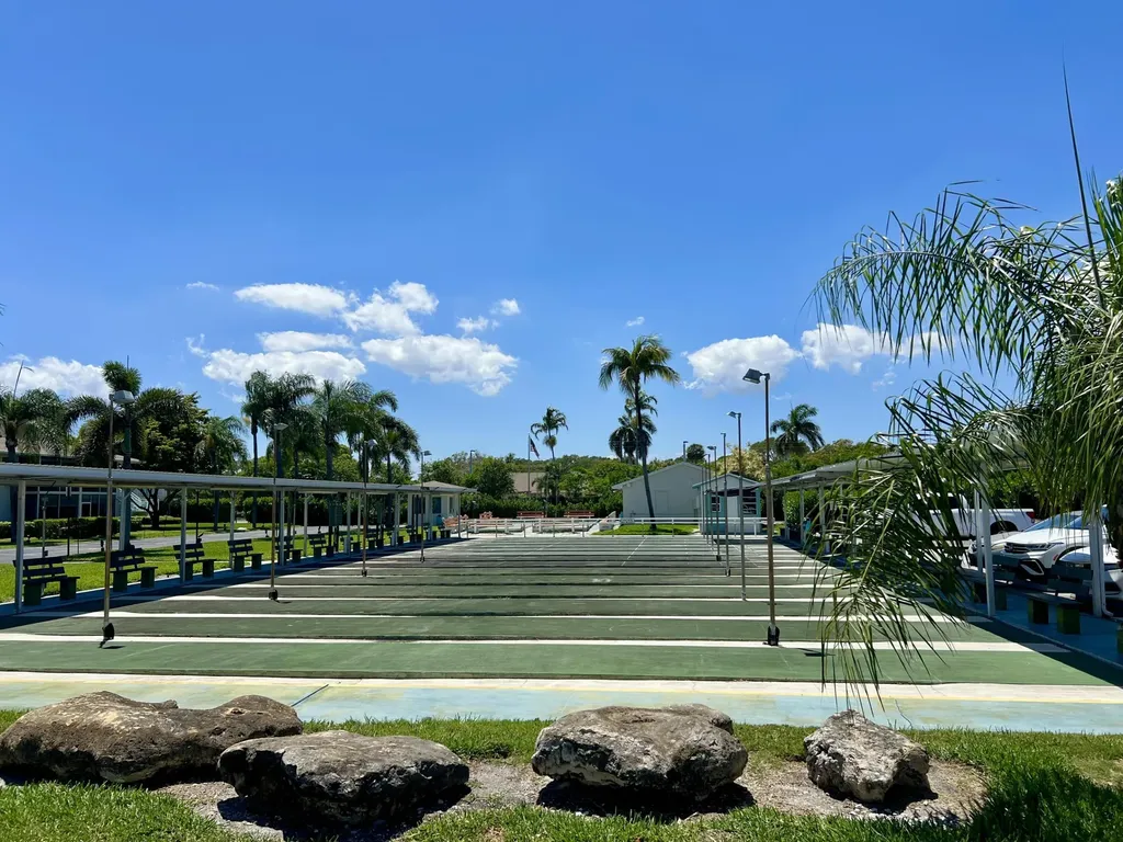 850 E Horizons E Boynton Beach FL 33435