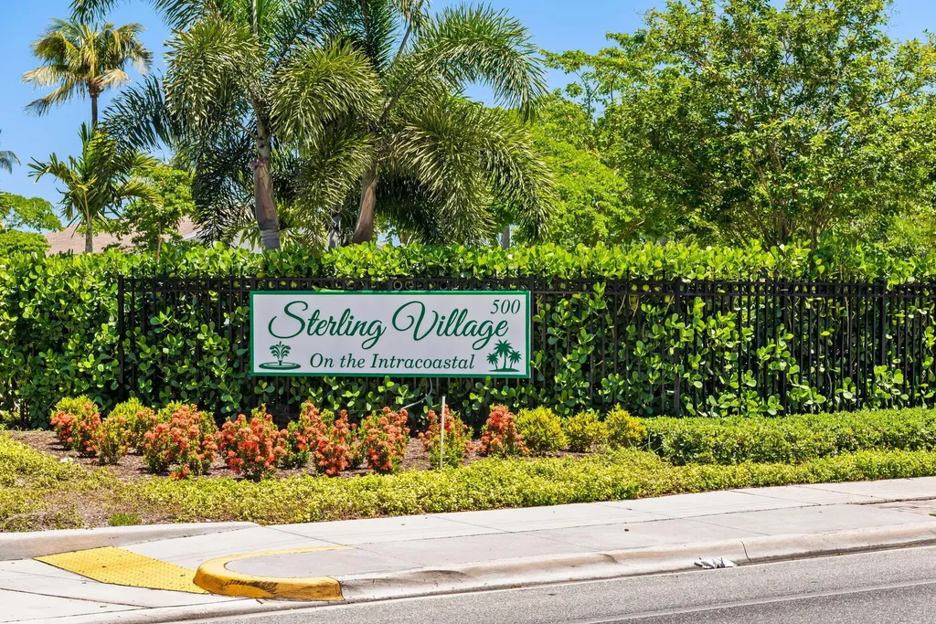 850 E Horizons E Boynton Beach FL 33435