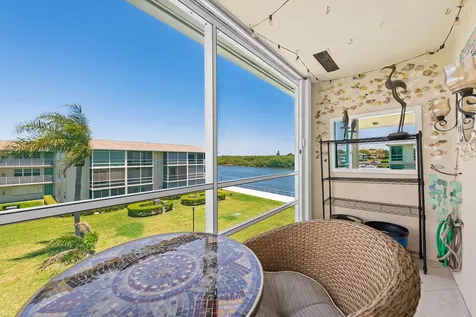 850 E Horizons E Boynton Beach FL 33435