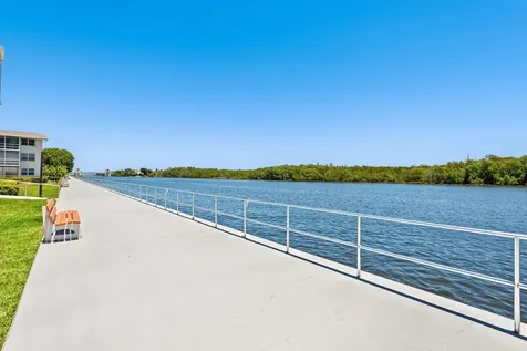 850 E Horizons E Boynton Beach FL 33435