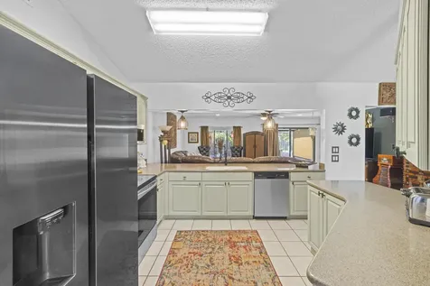 686 SW Hoffenberg Avenue Port St Lucie FL 34953