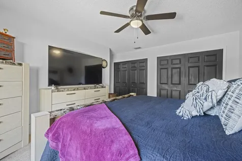686 SW Hoffenberg Avenue Port St Lucie FL 34953
