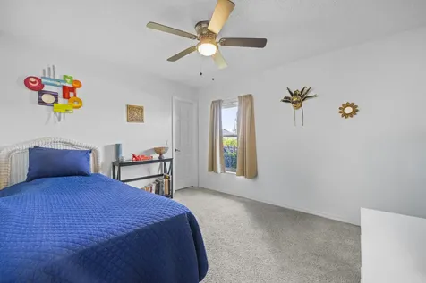 686 SW Hoffenberg Avenue Port St Lucie FL 34953