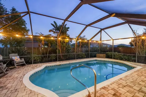 686 SW Hoffenberg Avenue Port St Lucie FL 34953