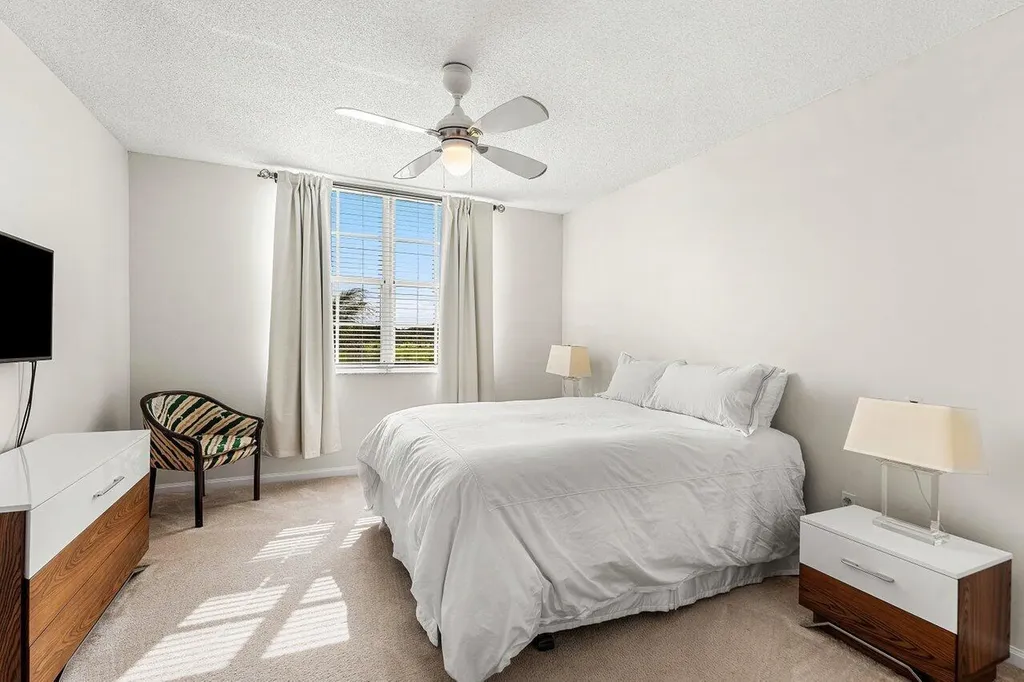 11750 St Andrews Place Wellington FL 33414