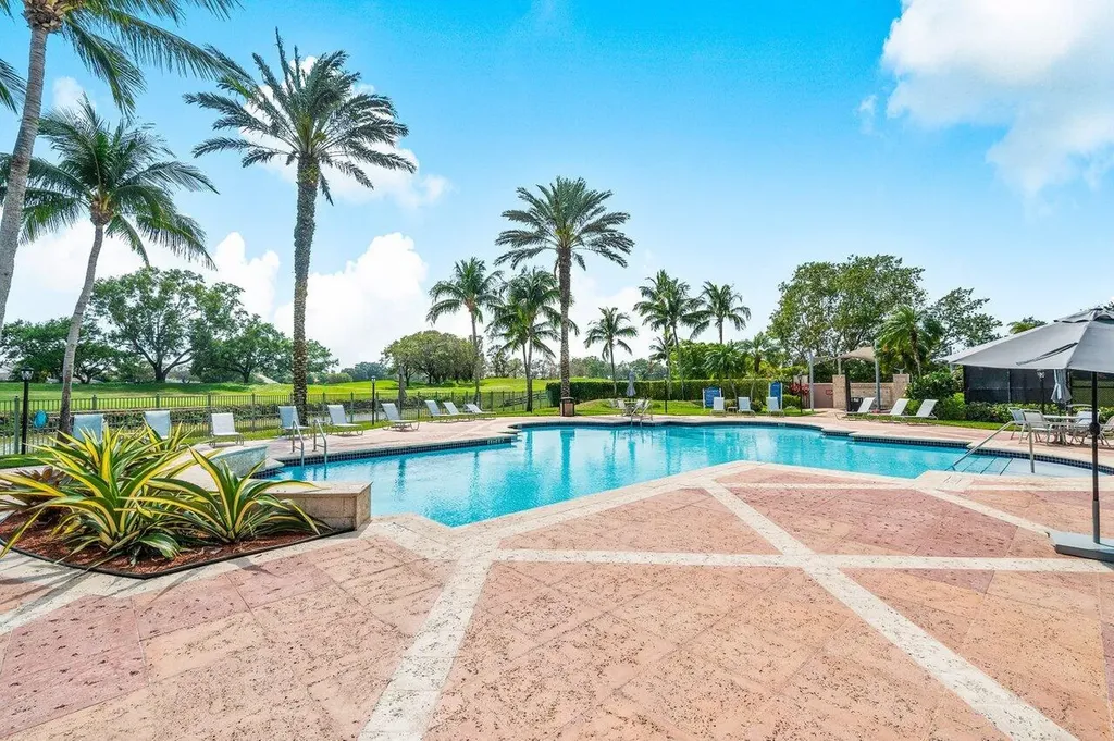 11750 St Andrews Place Wellington FL 33414