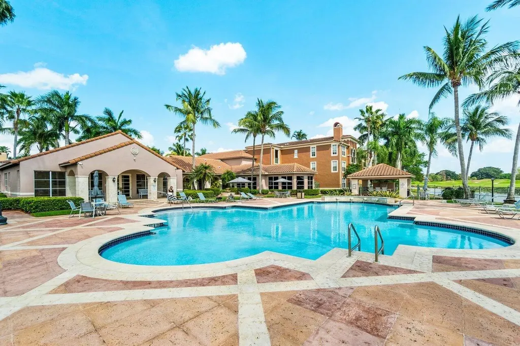 11750 St Andrews Place Wellington FL 33414