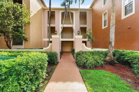 11750 St Andrews Place Wellington FL 33414