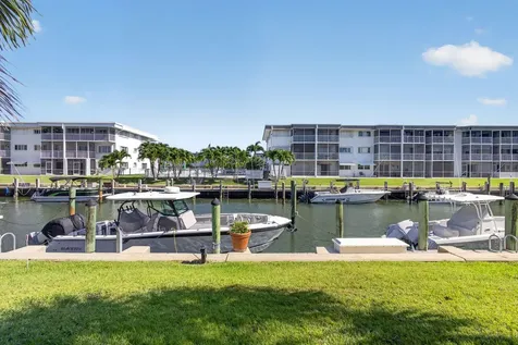 121 Wettaw Lane North Palm Beach FL 33408