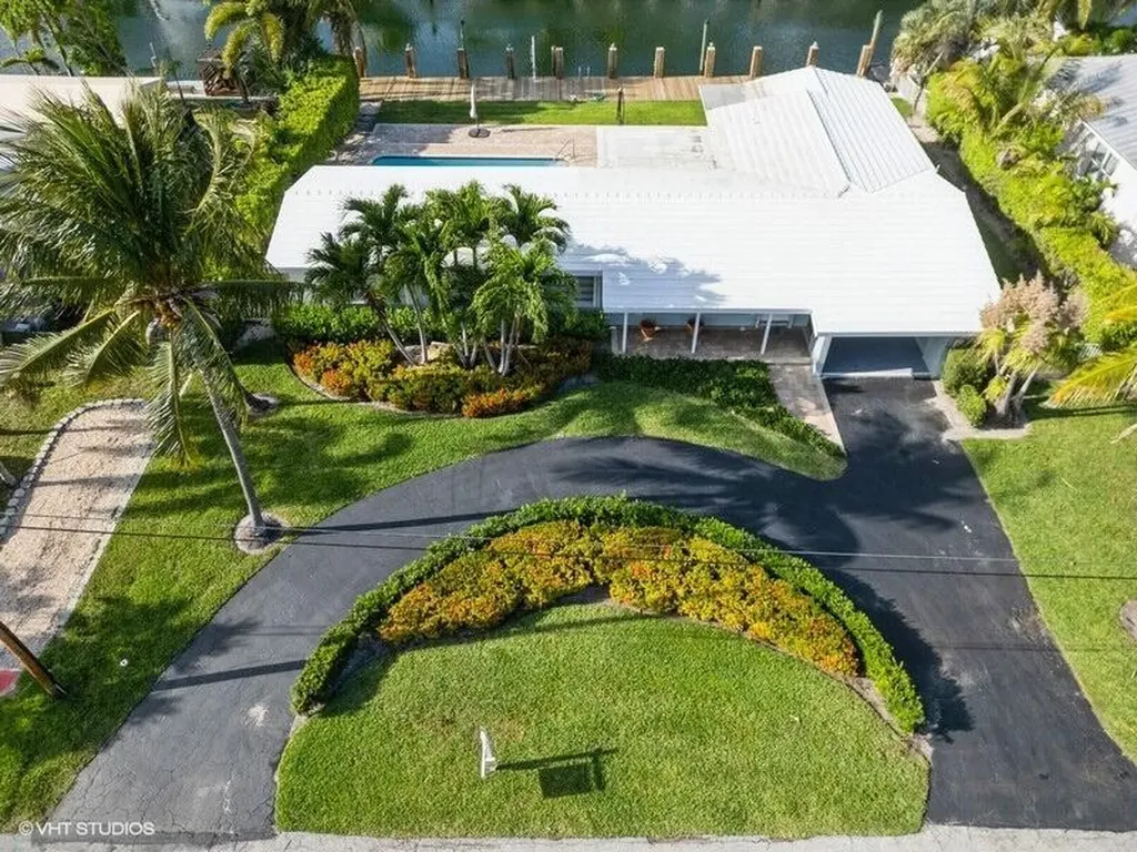 2433 NE 24th Street Lighthouse Point FL 33064
