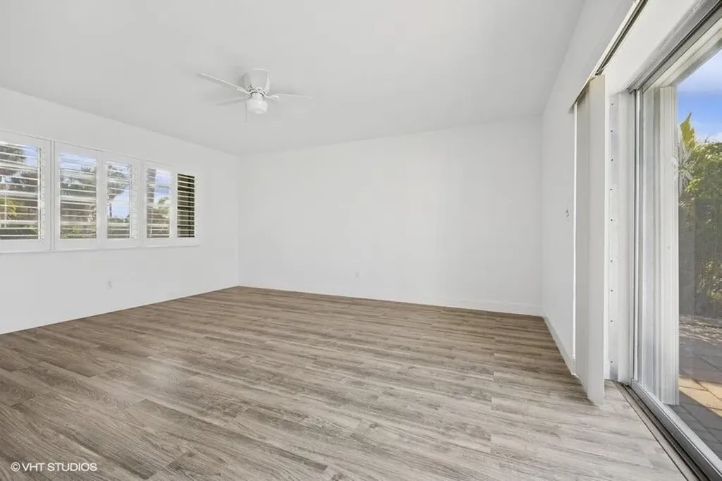 2433 NE 24th Street Lighthouse Point FL 33064