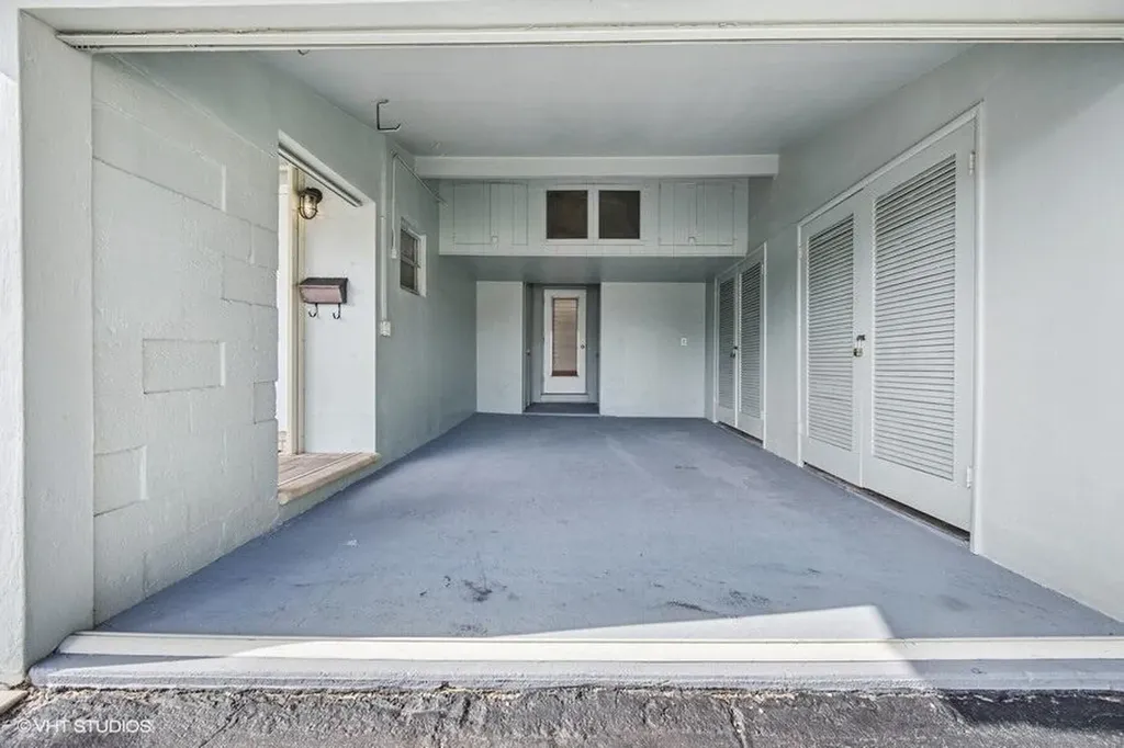 2433 NE 24th Street Lighthouse Point FL 33064