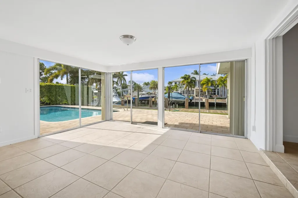 2433 NE 24th Street Lighthouse Point FL 33064
