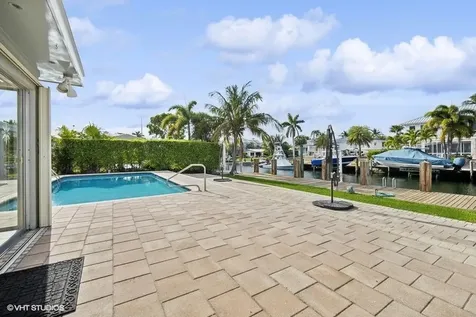 2433 NE 24th Street Lighthouse Point FL 33064
