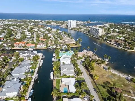 2433 NE 24th Street Lighthouse Point FL 33064