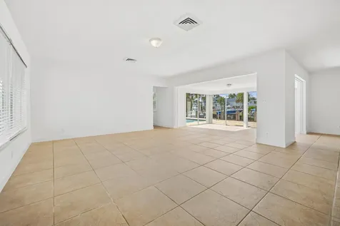 2433 NE 24th Street Lighthouse Point FL 33064
