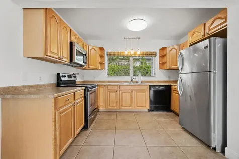 2433 NE 24th Street Lighthouse Point FL 33064