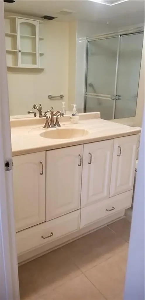1110 SW 125th Avenue Pembroke Pines FL 33027